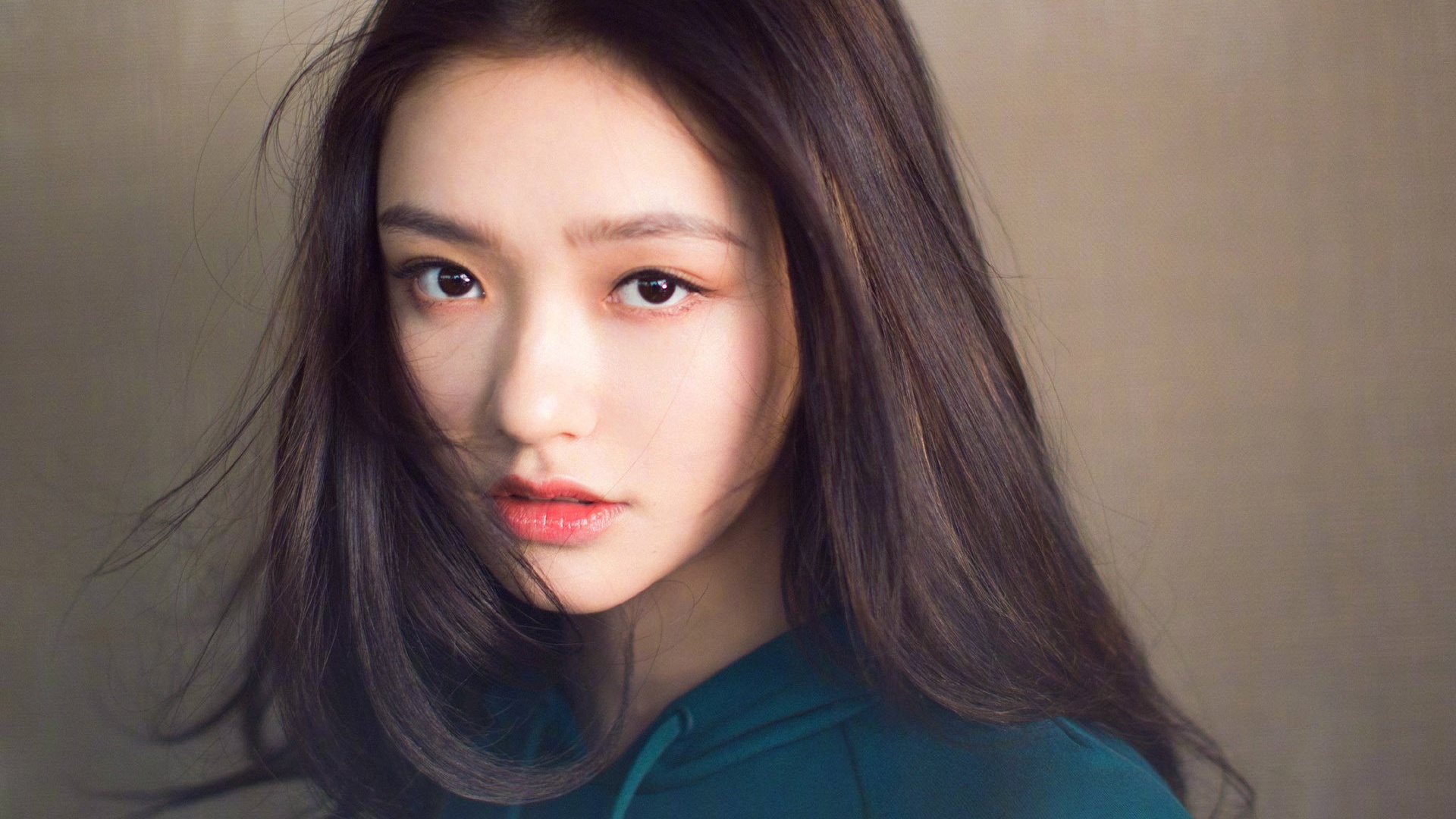 明星风尚林允壁纸1