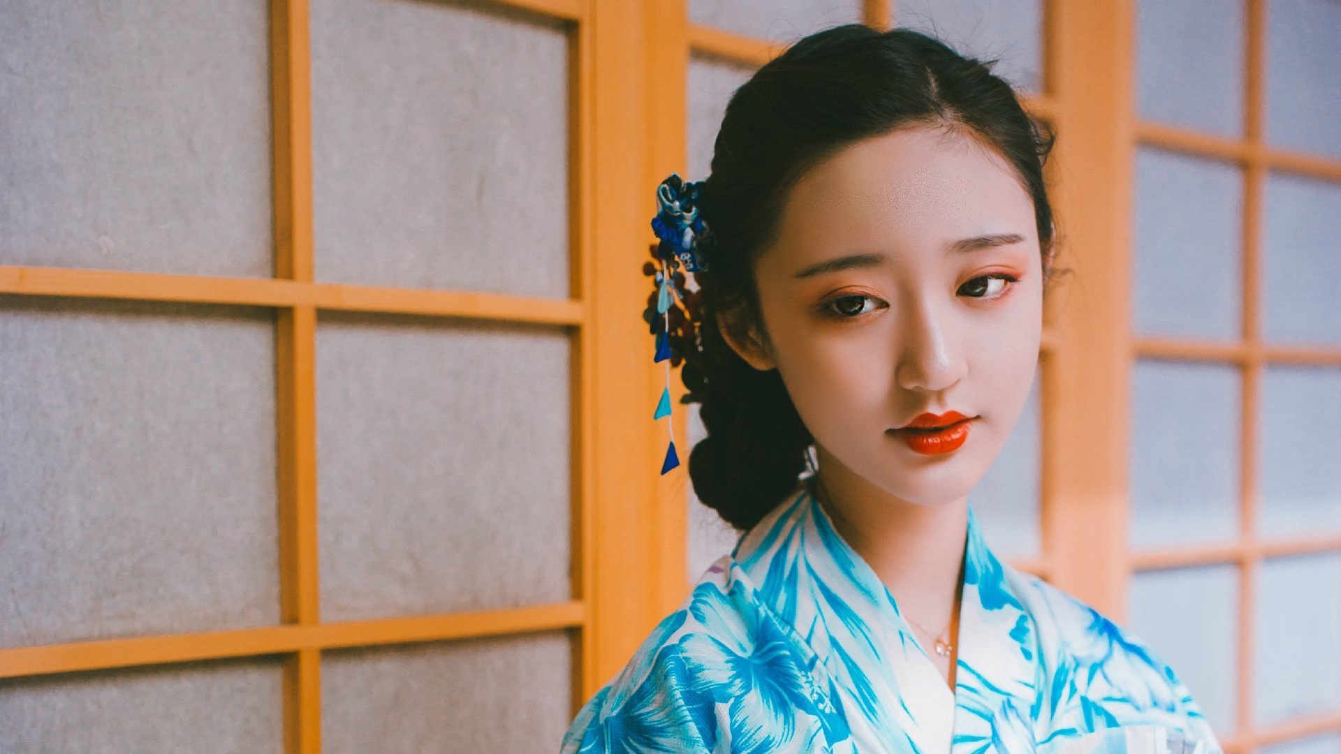 美女欣赏 - 日本和服美女性感制服人体艺术写真