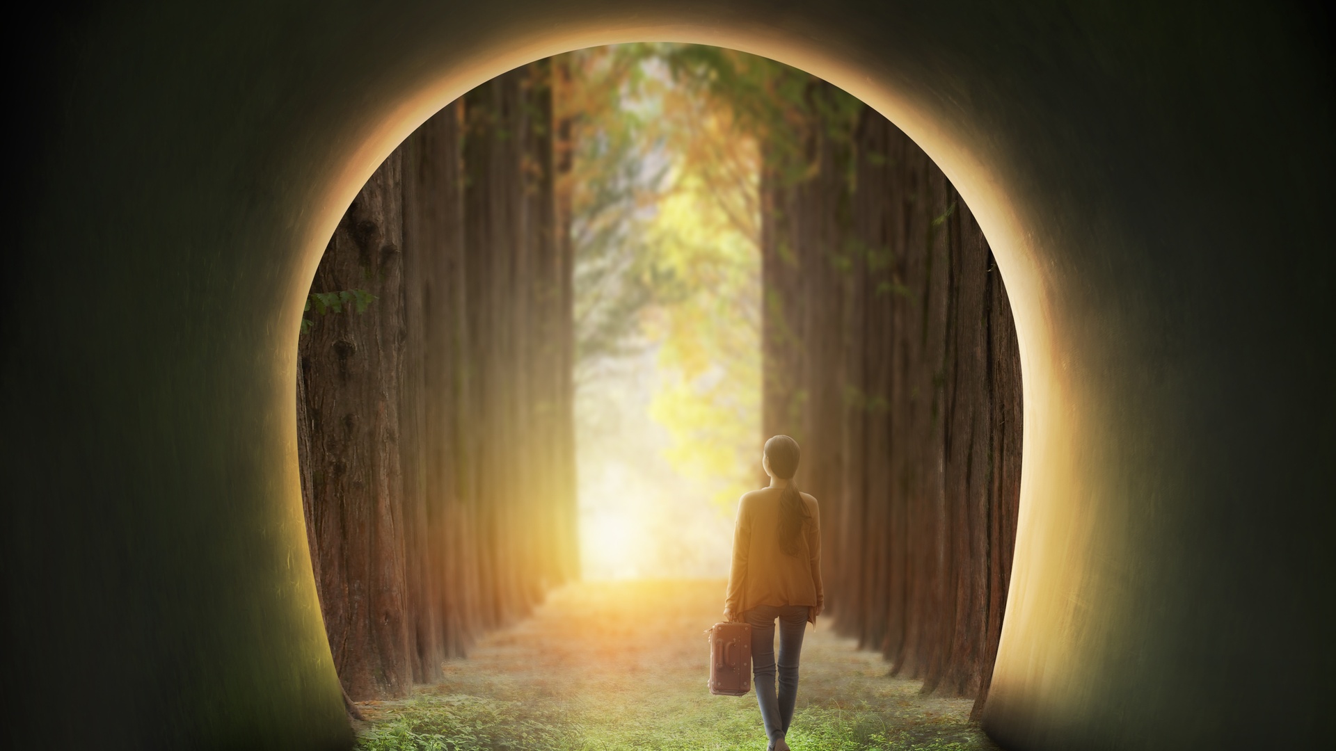 奇幻隧道风景海报 女孩 森林 唯美背景4k壁纸壁纸
