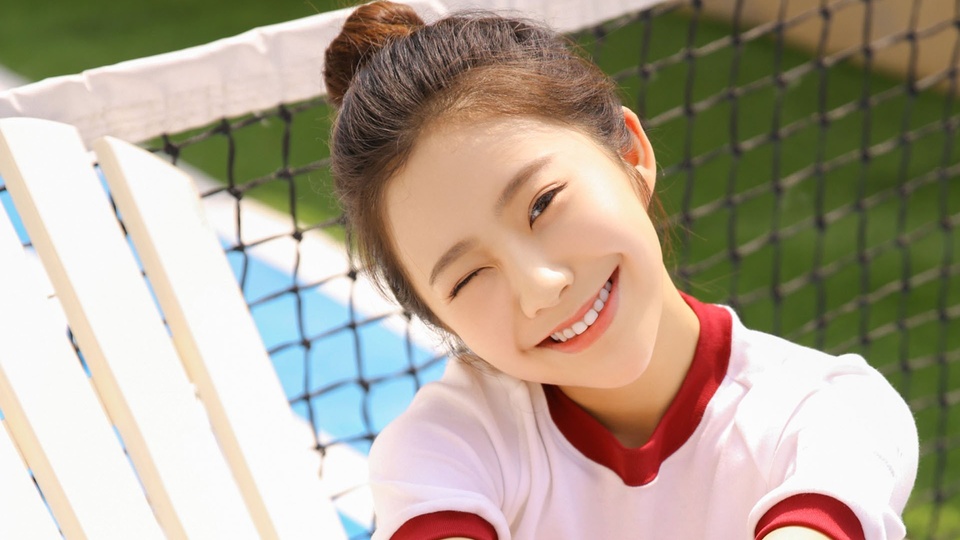 清纯 丸子头美女 学生妹 可爱 美女模特壁纸