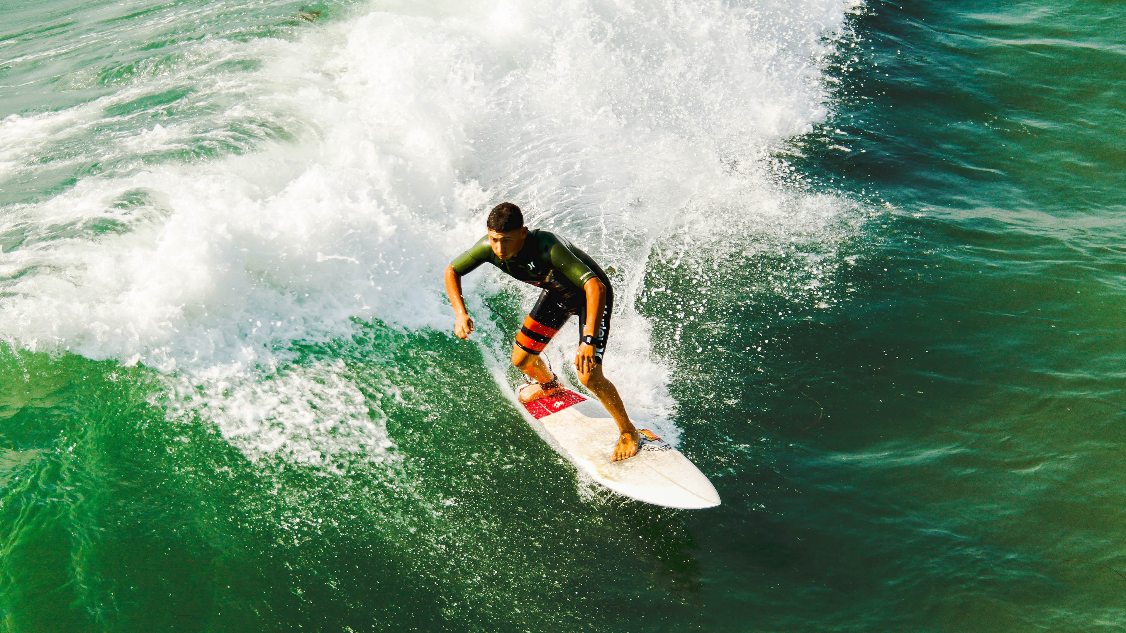 体育 冲浪 极限运动 劲爆体育壁纸【1】