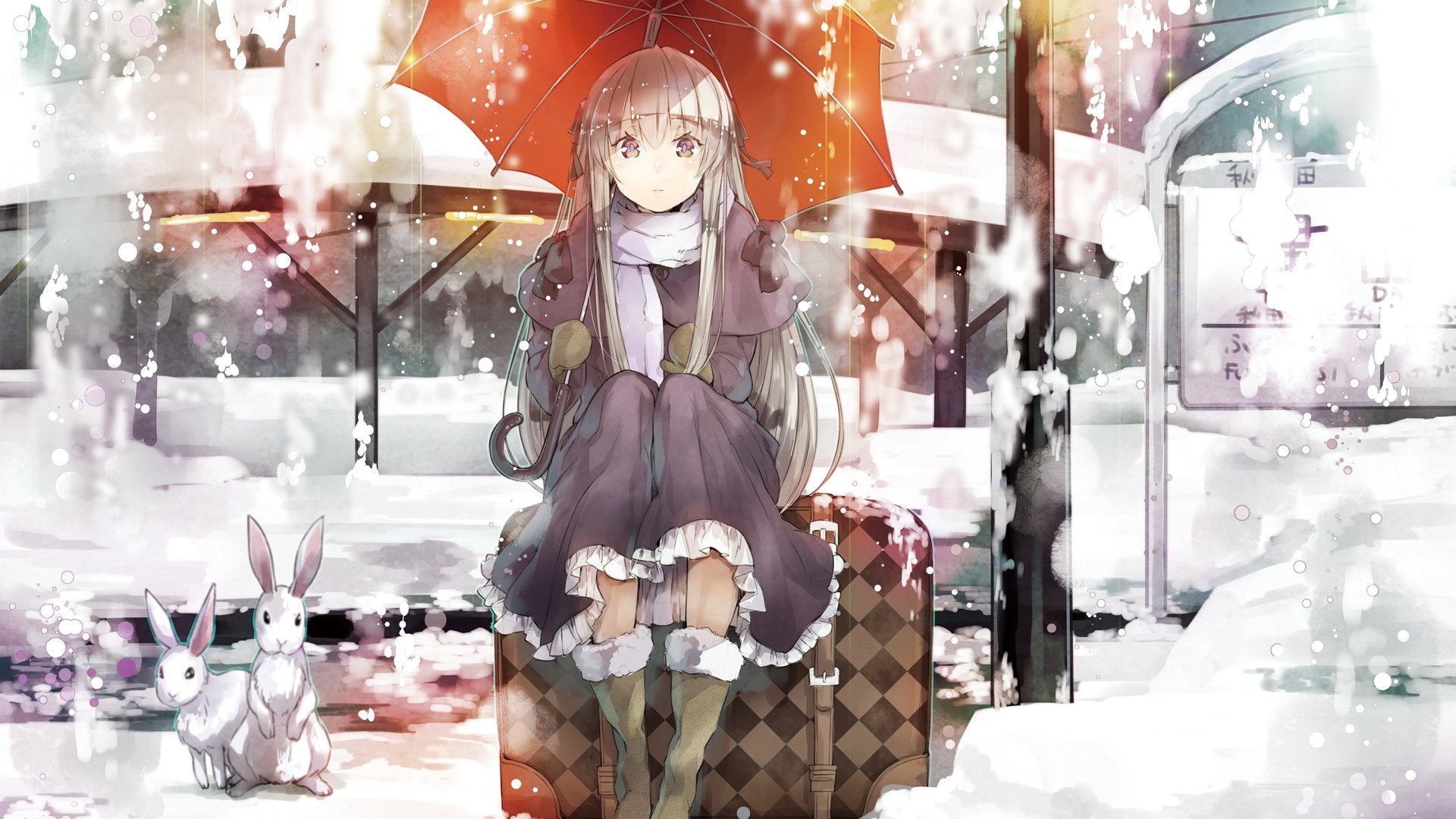 冬日积雪公交站台边，撑红色雨伞的银发少女坐在棕色行李箱上，身旁雪地立着两只白兔，落雪朦胧柔和。