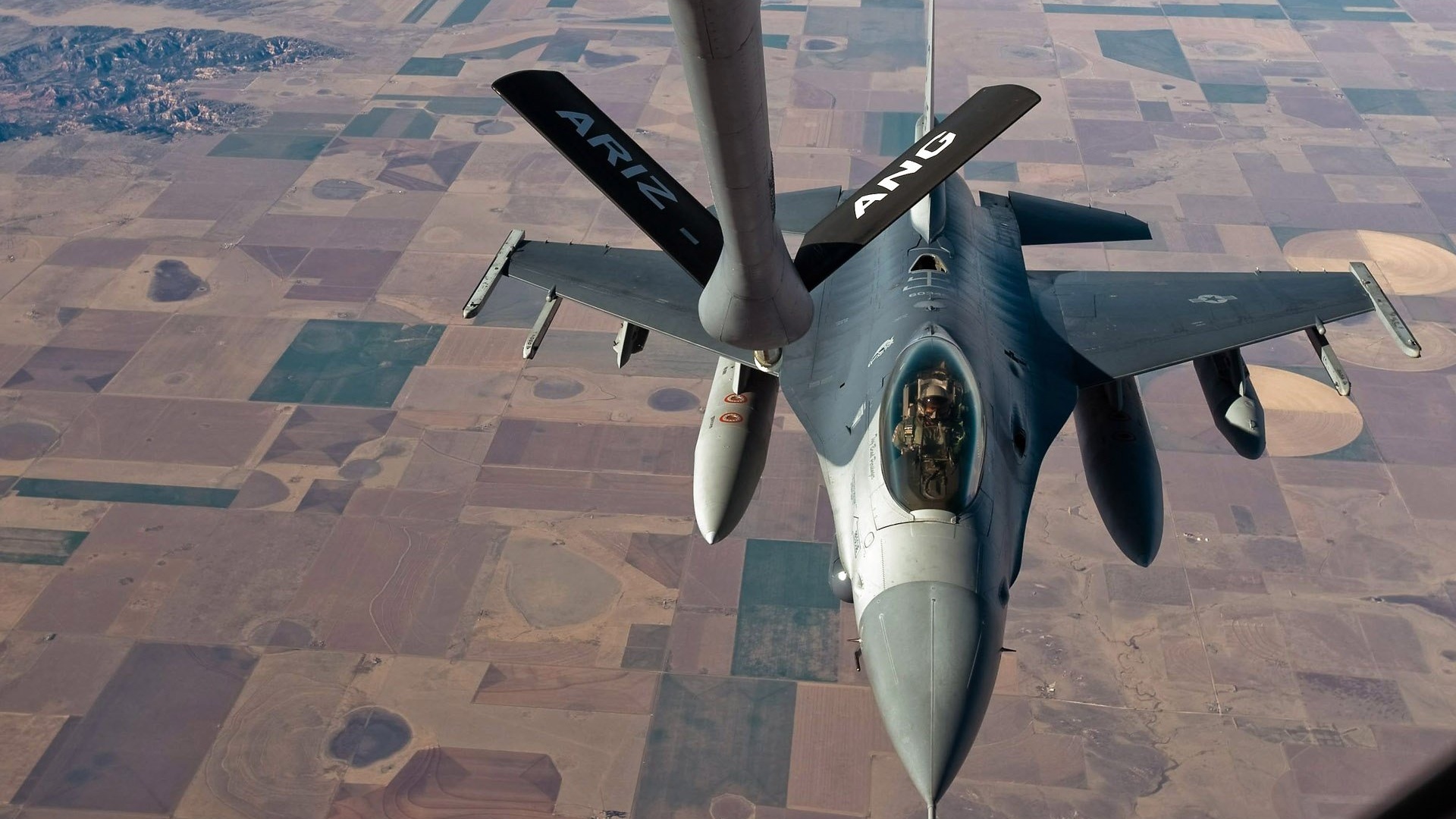 军事战斗机宽屏高清军事天地壁纸36