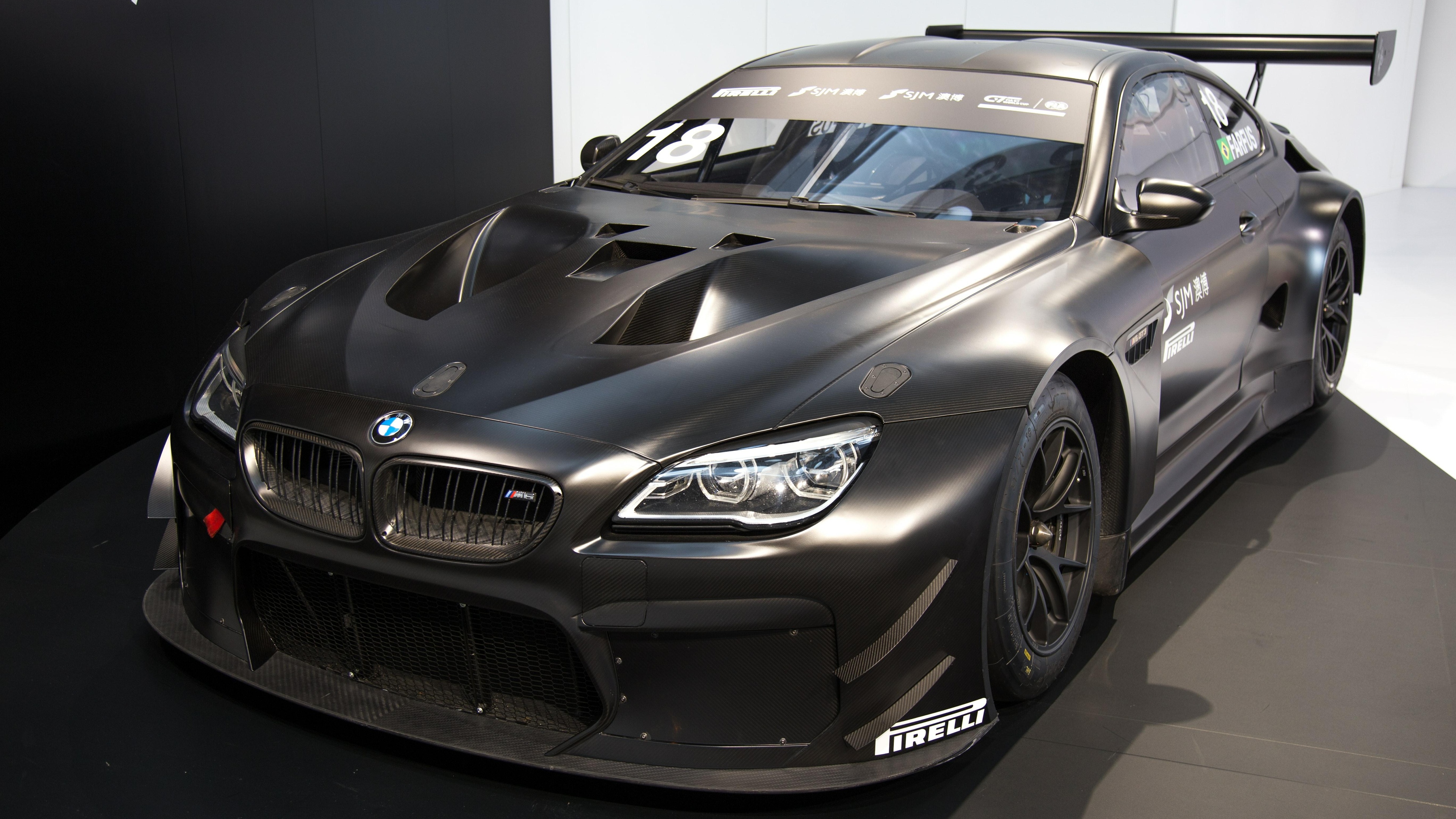 宝马 跑车 汽车壁纸