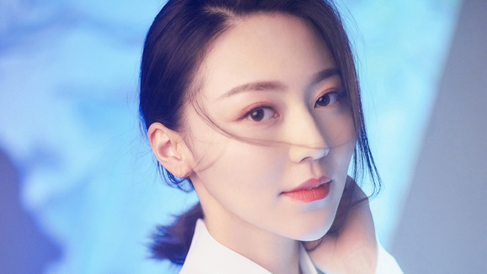 内地明星 黄梦莹 明星风尚壁纸