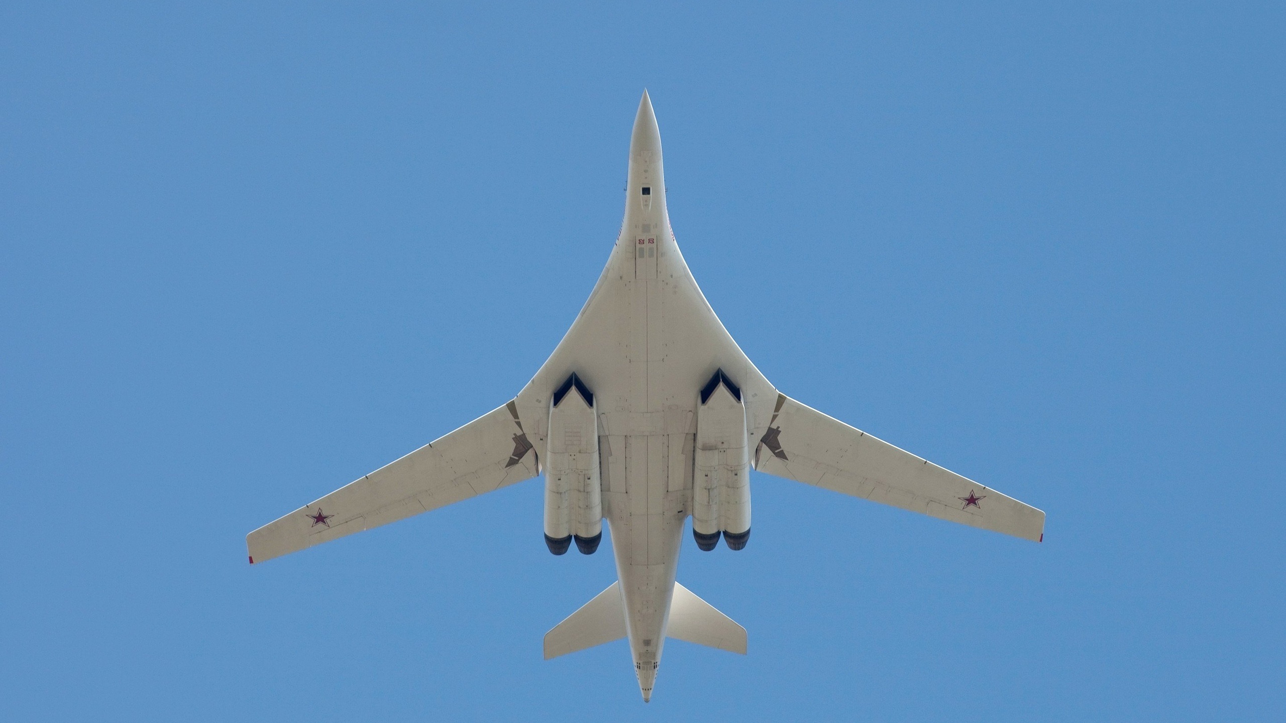 軍事飛機俄羅斯空軍圖160戰略轟炸機tu160軍事天地壁紙