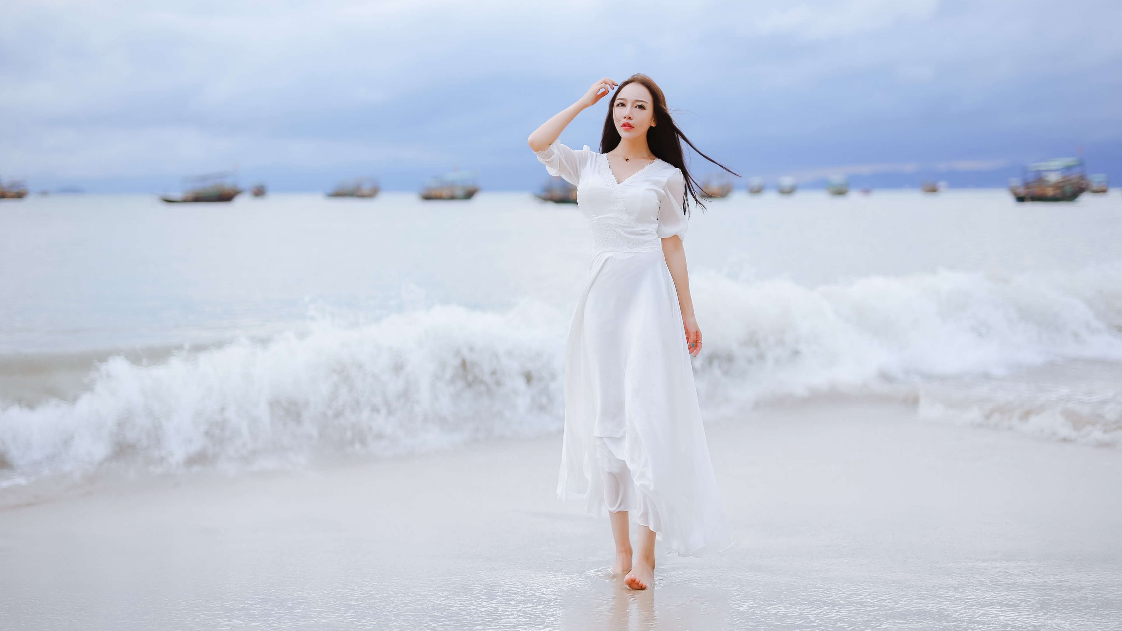 【1920x1200】写给海洋 唯美海边沙滩 白色裙子美女舞蹈桌面壁纸 - 彼岸桌面