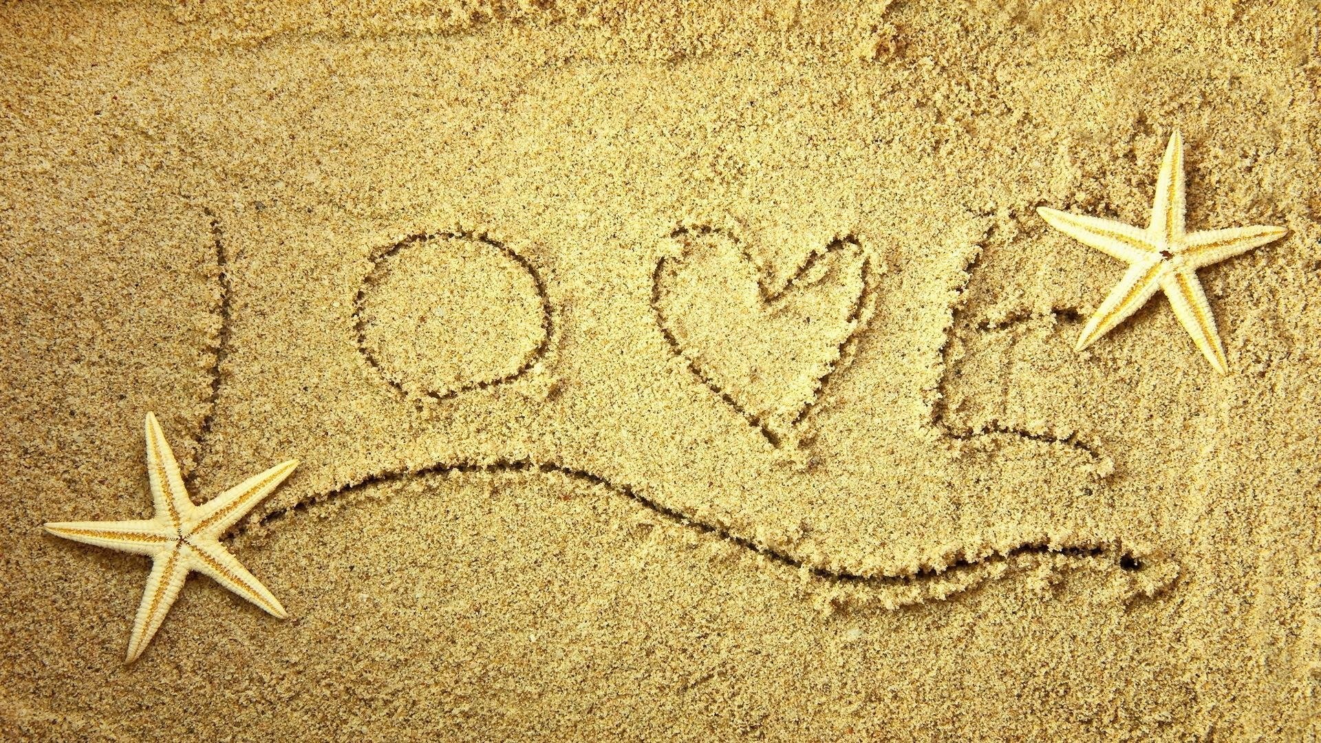 爱情love沙滩爱情美图壁纸