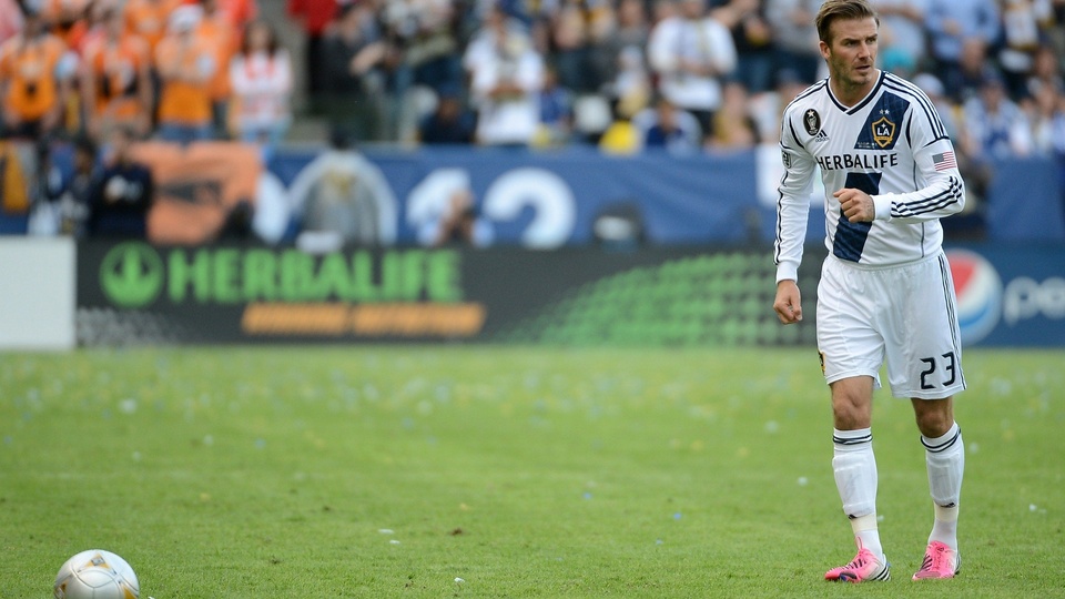 体育 足球 贝克汉姆 劲爆体育壁纸