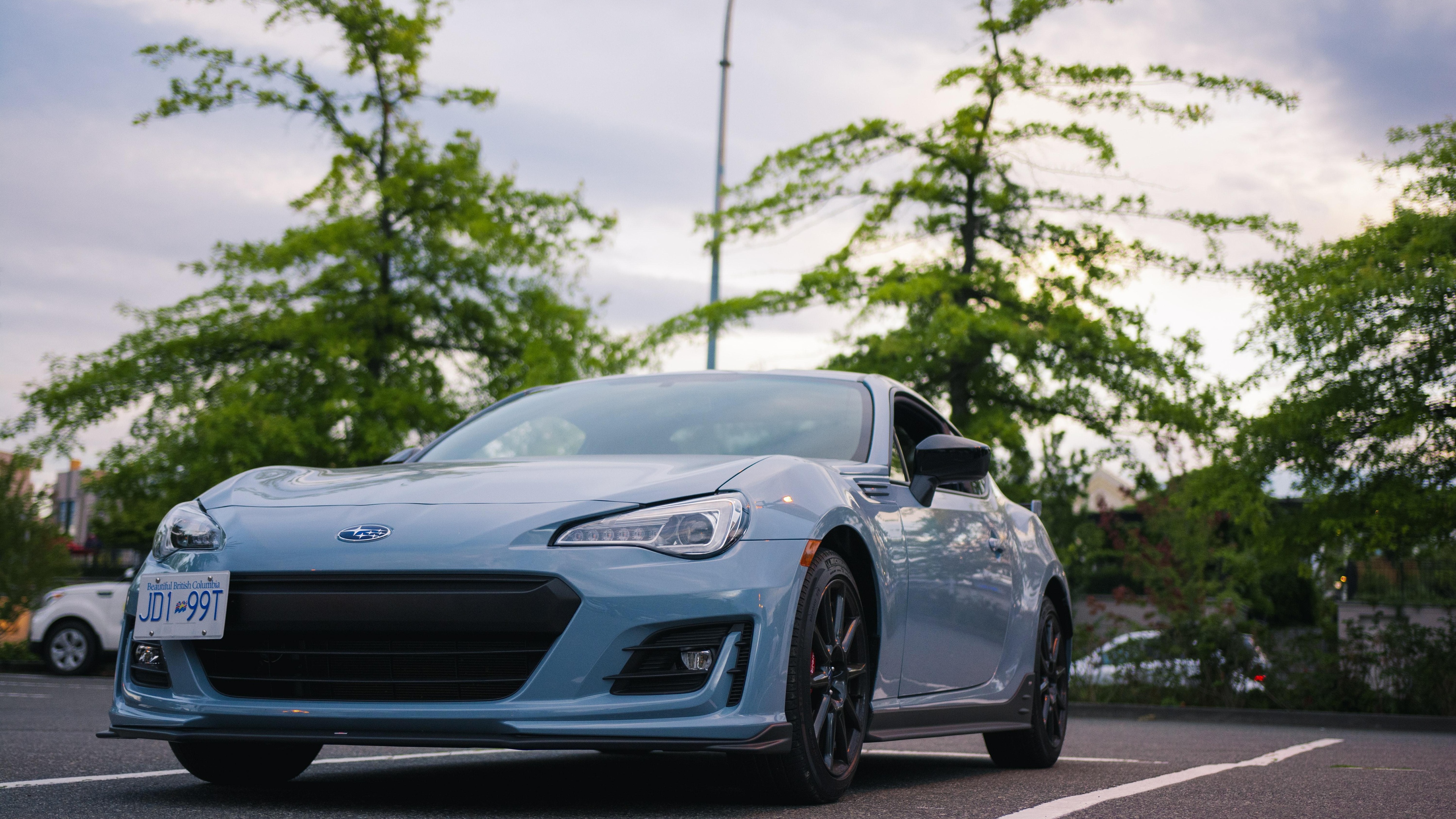 斯巴鲁 跑车 汽车壁纸