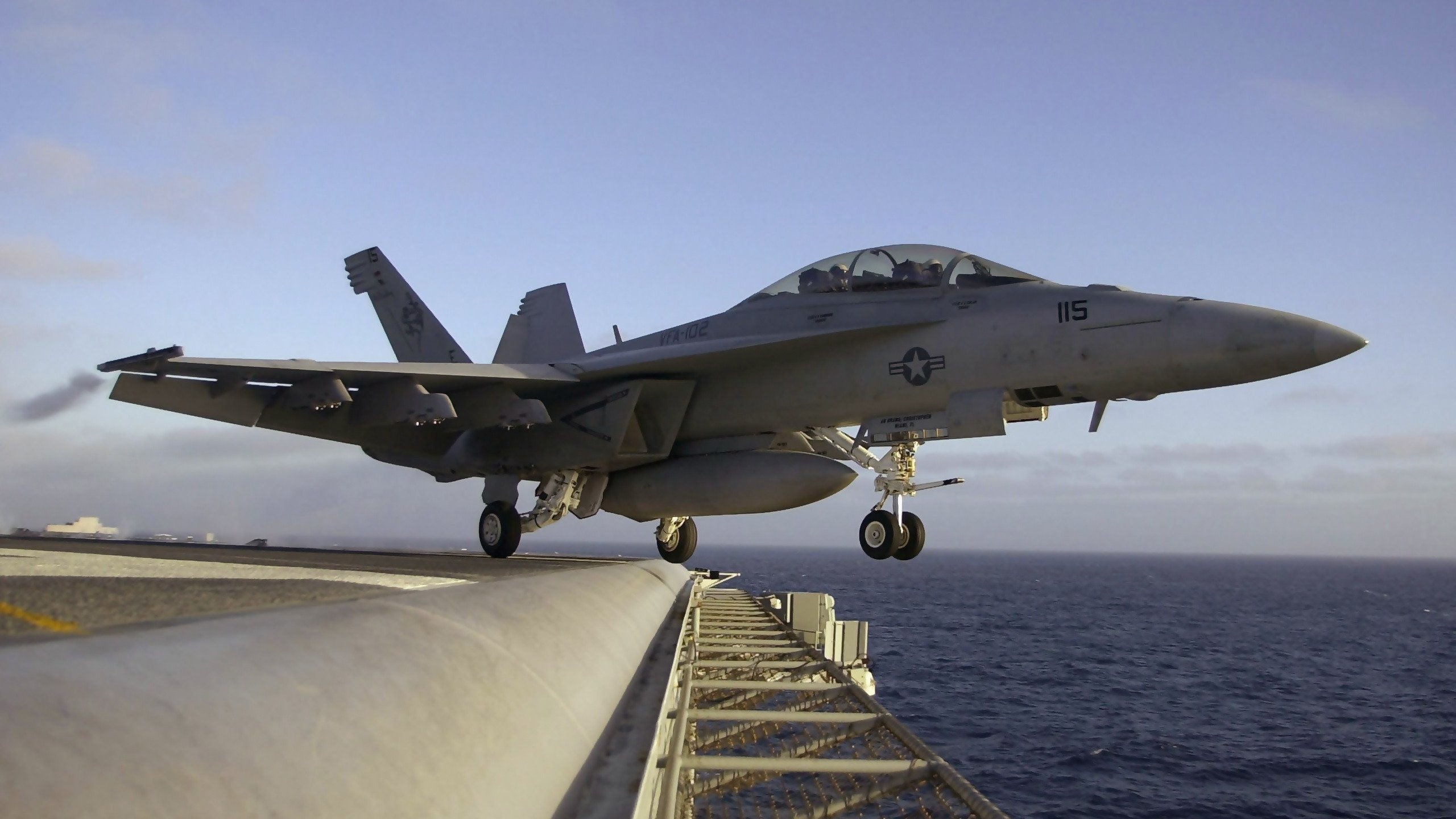 军事天地 舰载机 f14 十一月六日壁纸