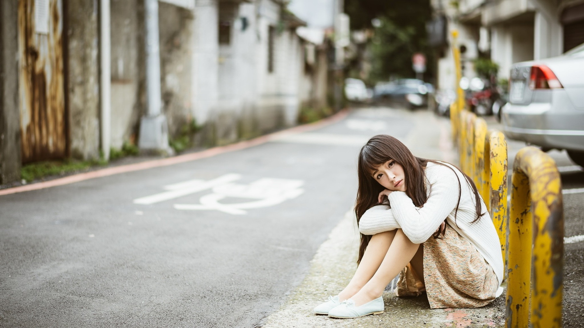 53m上传时间:2020-06-16壁纸标签:文艺美女壁纸封面图文艺 美女壁纸