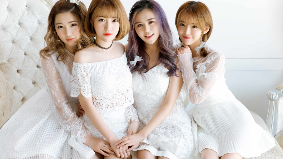 f20女子偶像组合美少女明星风尚壁纸1