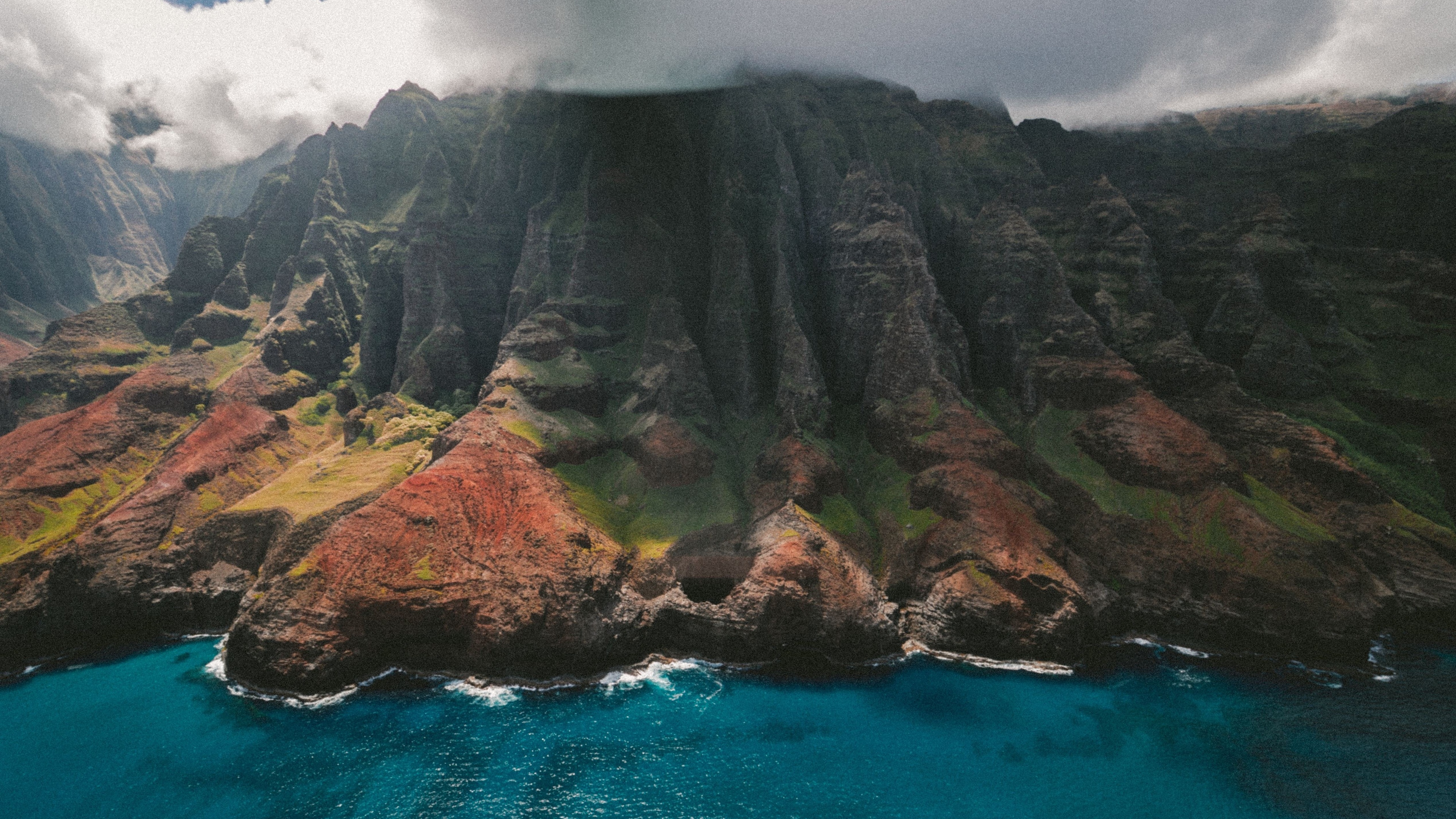 大海山脉风景4k专区壁纸
