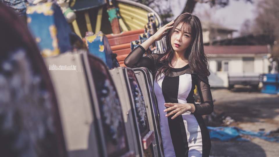 73m尺寸:2560x1440安装元气桌面,海量壁纸一键设置