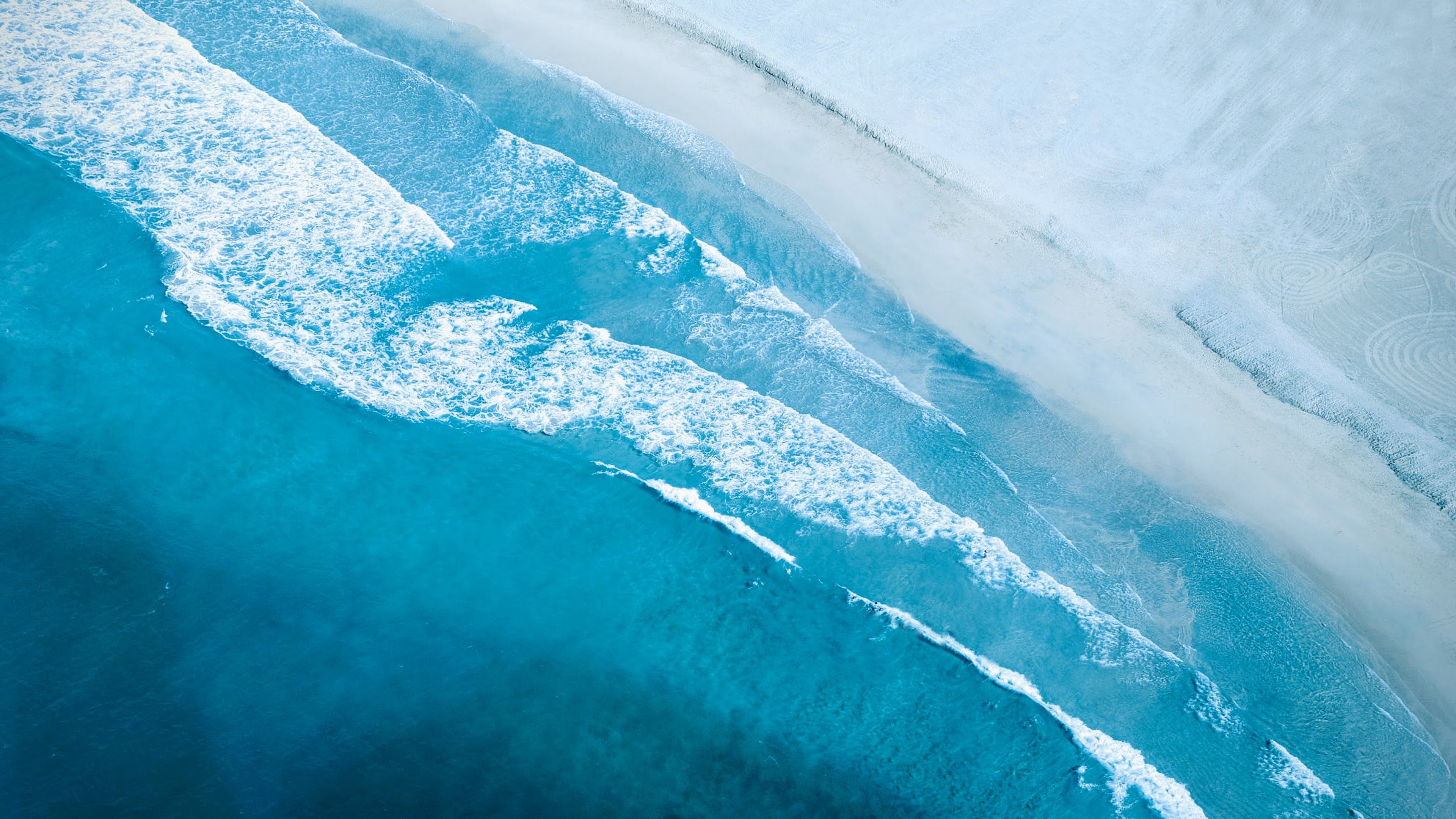 美丽蓝色海浪高清iPhone壁纸_风景图片_素材吧