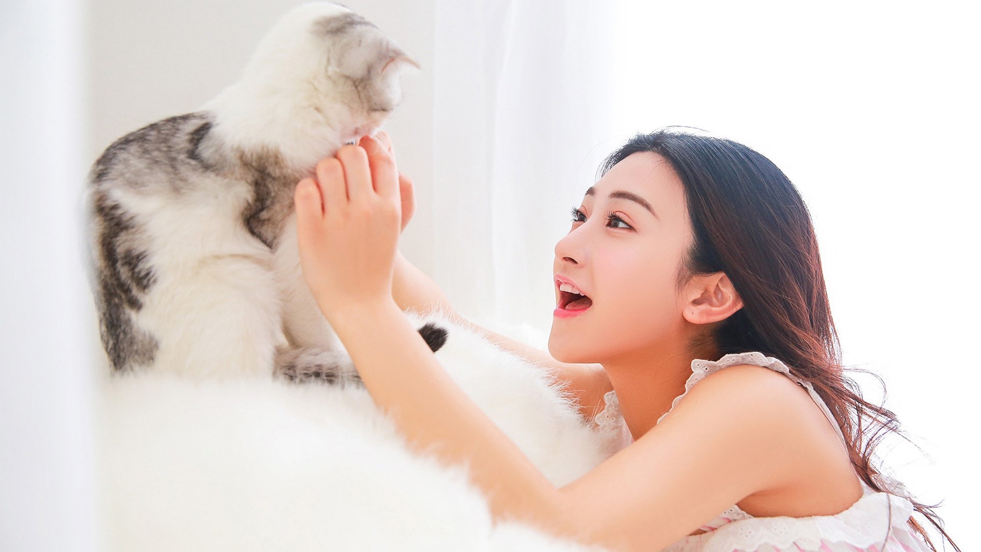 明星朱圣祎明星风尚壁纸
