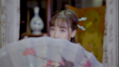 你为谁容，你为谁妆？