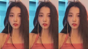 小乔咬链舞