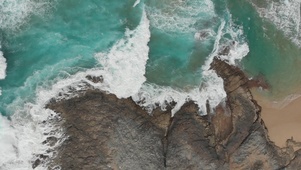 俯视海浪