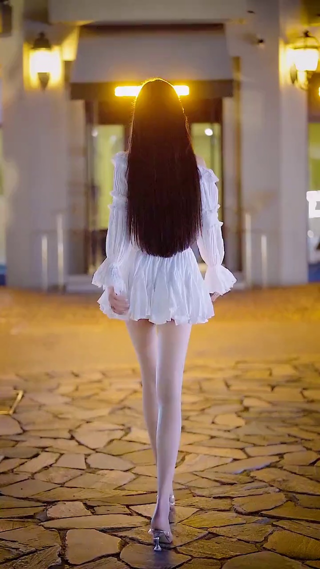 长腿美女