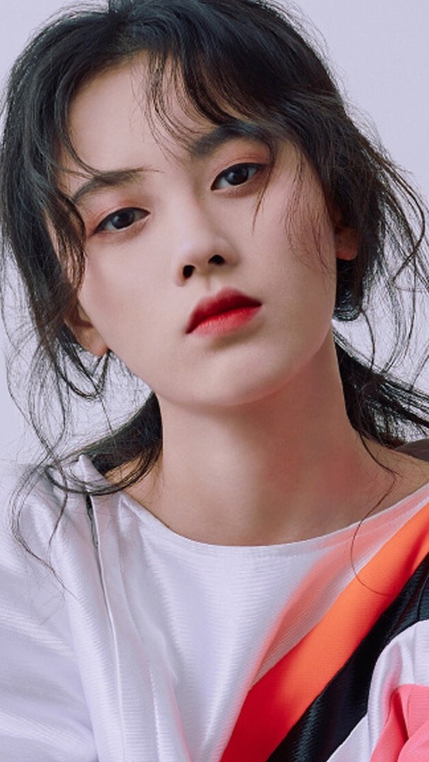 鞠婧祎 明星风尚壁纸【7】