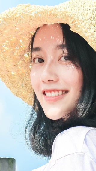 美女 夏日 西瓜 治愈 可爱 俏皮 美女模特壁纸