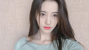 鞠婧祎