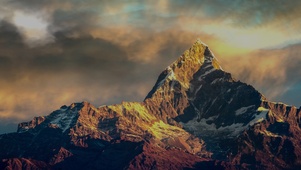 石头山