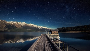 湖泊星空