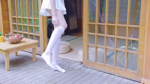 白丝美少女