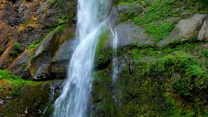 4K唯美山涧瀑布