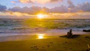 唯美夕阳海滩