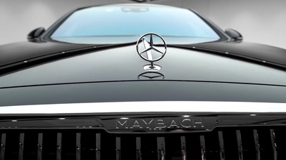 汽车奔驰S级超清动态壁纸