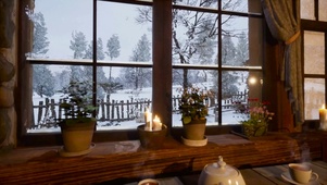 小屋窗外雪景