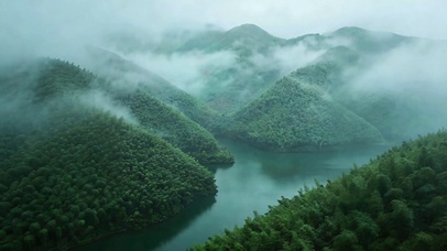 烟雨漫青山
