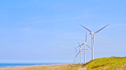 放松海边风力车