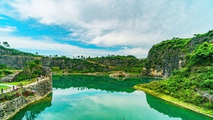 青山湖泊