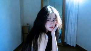 温婉清冷感长发姐姐