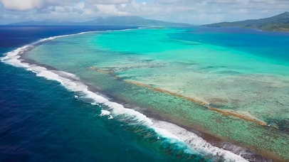 俯瞰海浪海岸线