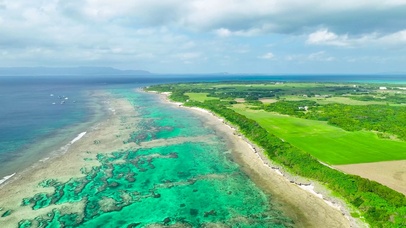 航拍唯美海滩海岸线