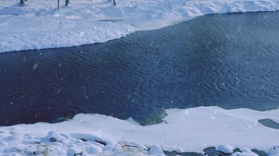 雪中湖