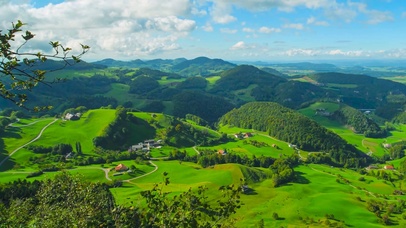 唯美风景绿地山村延时