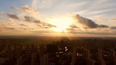 唯美高清黄昏日落鸟瞰城市