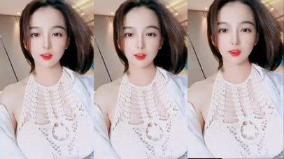 纯欲少女美艳动人