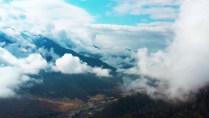 4K川藏线鲁朗云海山峰云海风景