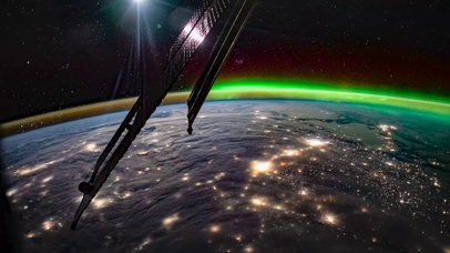 太空卫星夜景地球