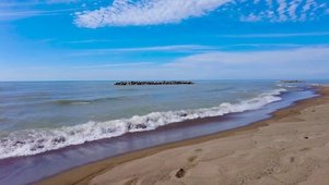 沙滩海浪