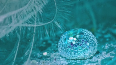 护眼青蓝色玻璃雨滴