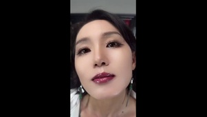 美女-盯着你 4k